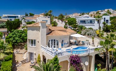 Villa for sale in Benitachell / Spain