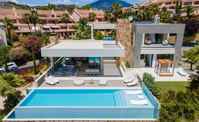 Villa for sale in Marbella / Spain