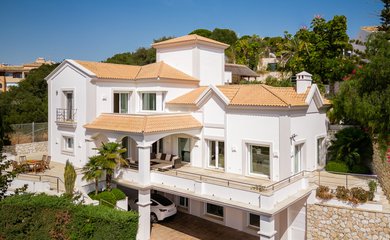 Villa for sale in Marbella / Spain