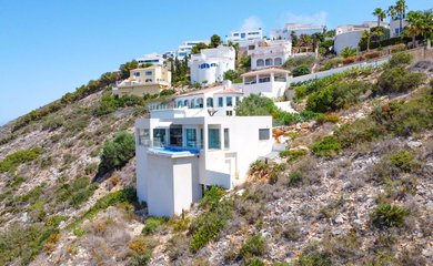 Villa for sale in Benitachell / Spain