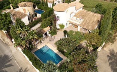 Villa for sale in Els Poblets / Spain