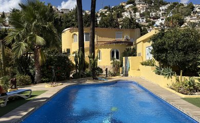 Villa for sale in Benissa / Spain