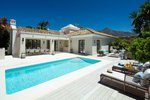 Thumbnail 1 of Villa for sale in Marbella / Spain #47968