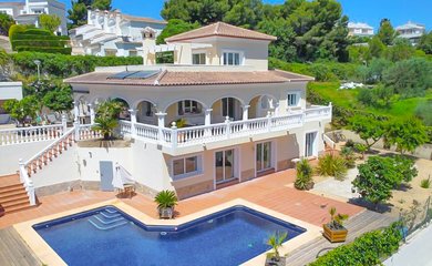 Villa for sale in Moraira / Spain