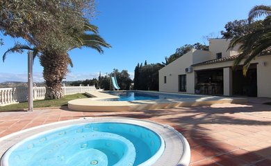 Villa for sale in Benissa / Spain