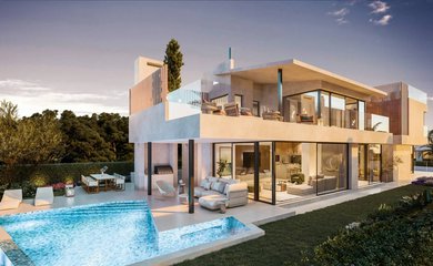 Villa for sale in Fuengirola / Spain