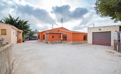 Finca for sale in Benissa / Spain