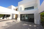 Thumbnail 27 of Villa for sale in Marbella / Spain #48089