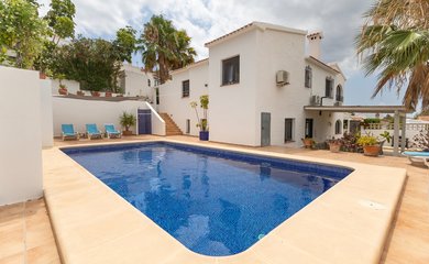 Villa for sale in Benitachell / Spain