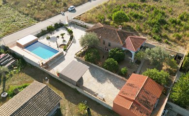 Villa for sale in Oliva / Spain