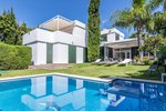 Thumbnail 1 of Villa for sale in Estepona / Spain #48225