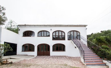 Commercial for sale in Pedreguer / Spain