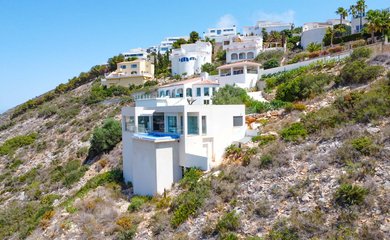 Villa for sale in Benitachell / Spain