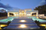 Thumbnail 8 of Villa for sale in Marbella / Spain #48089