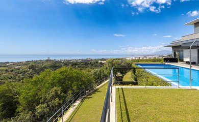 Villa for sale in Marbella / Spain