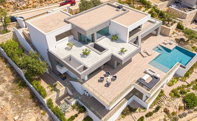 Villa for sale in Benitachell / Spain
